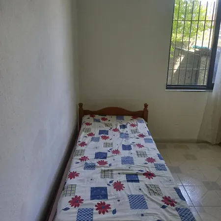 بيت للعطل House *